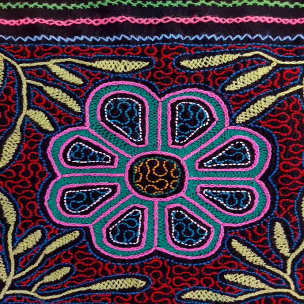 Shipibo Manta Cloth - Global Indigenous Crafts